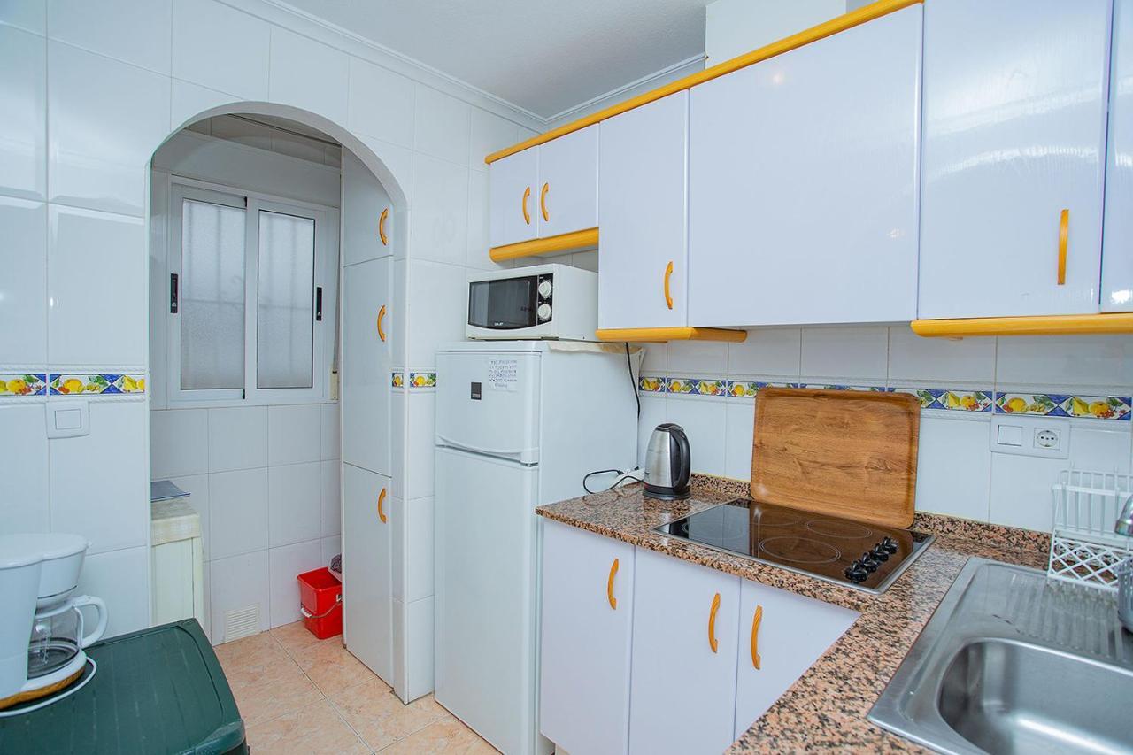 096 Pleasant Place Luis - Alicante Holiday Τορεβιέχα Εξωτερικό φωτογραφία