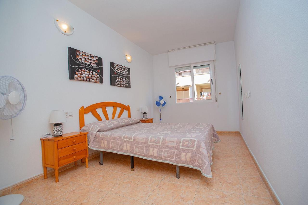 096 Pleasant Place Luis - Alicante Holiday Τορεβιέχα Εξωτερικό φωτογραφία