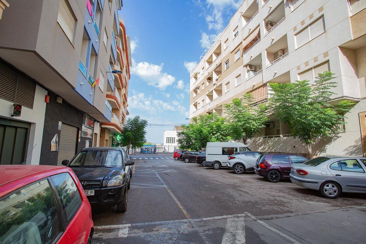096 Pleasant Place Luis - Alicante Holiday Τορεβιέχα Εξωτερικό φωτογραφία